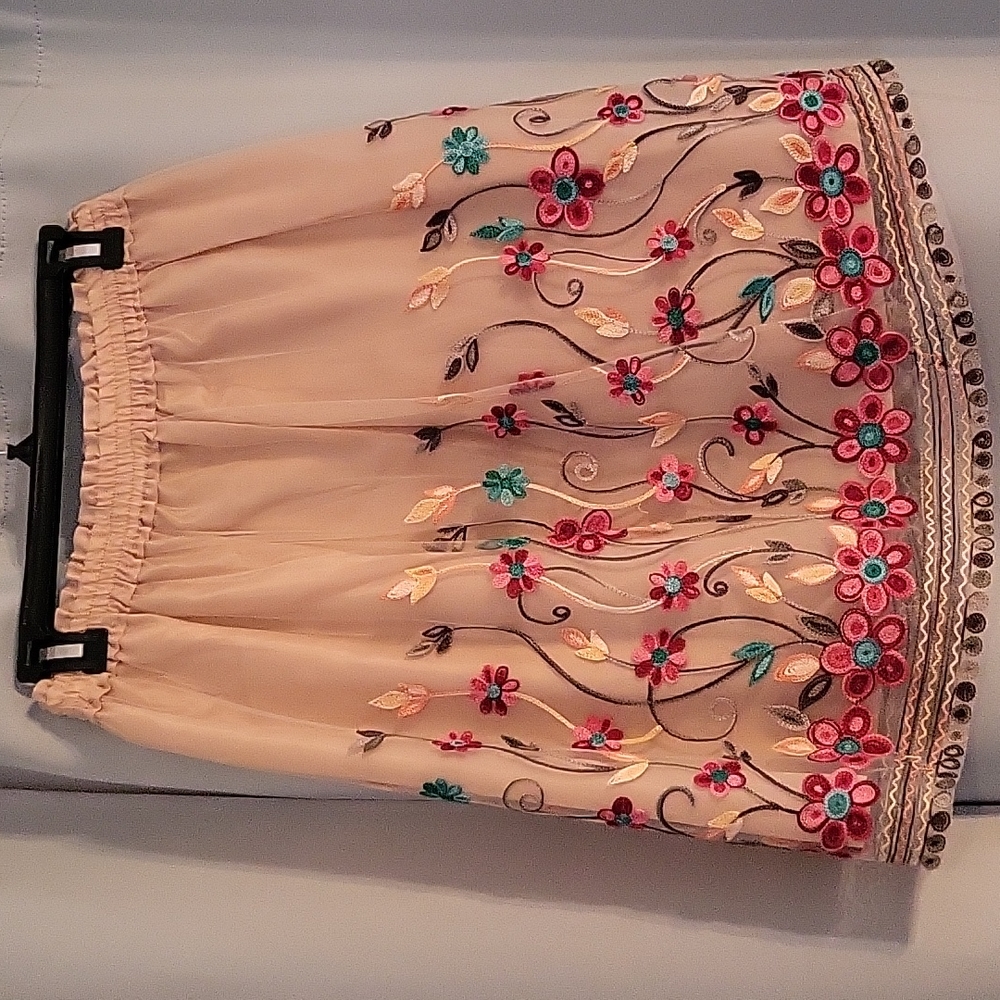 Skirt small